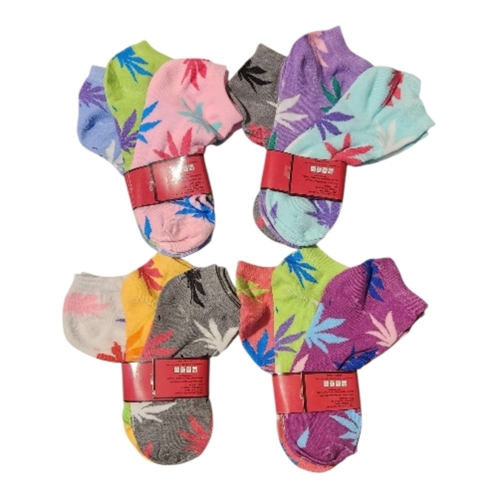 Colorful Leaf Pattern Socks Set